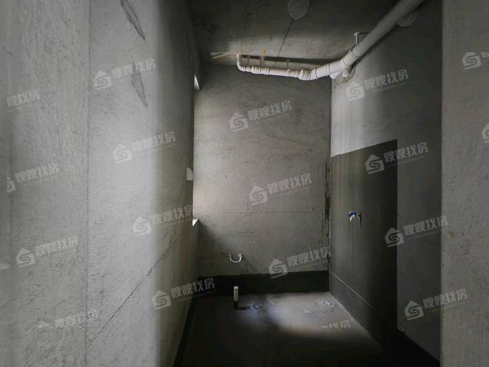 泰合荣盛华府（南区）3室2厅2卫120㎡