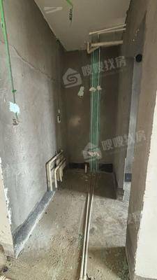 御河新城东区5室2厅2卫214㎡