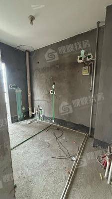 御河新城东区5室2厅2卫214㎡