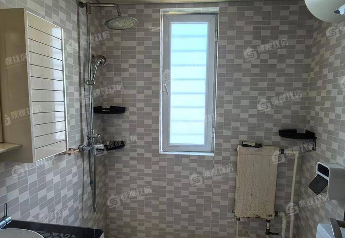 金鼎领域3室2厅2卫150㎡