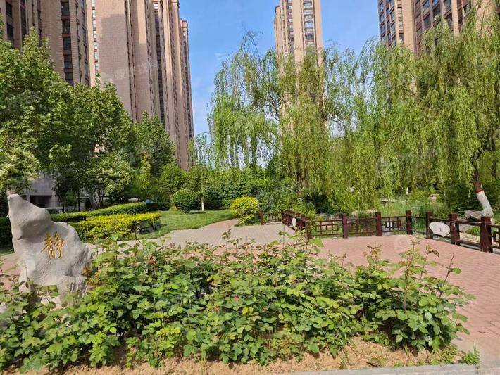 阿尔卡迪亚锦绣天地B区3室2厅2卫130㎡