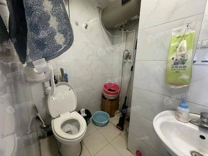 三里家园2室1厅1卫82㎡