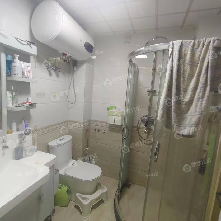 凤凰城（C区）2室2厅1卫117㎡