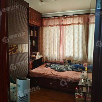 天成郡府东区3室1厅1卫125㎡