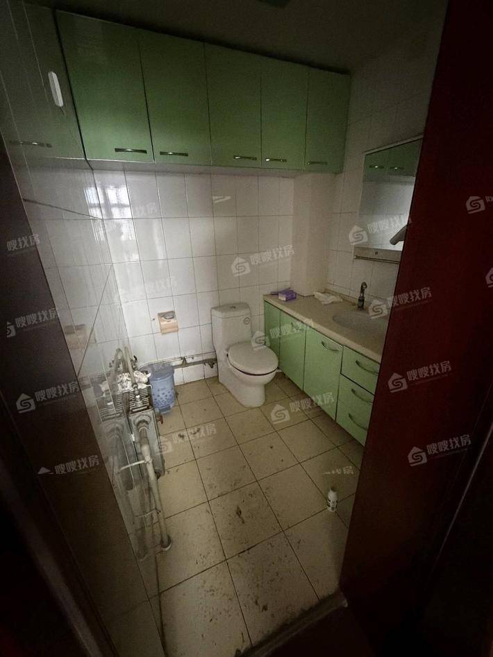 嘉福园小区3室2厅2卫126㎡