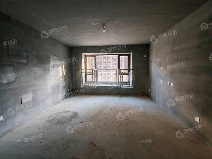 天成和悦名著西区4室2厅2卫152㎡