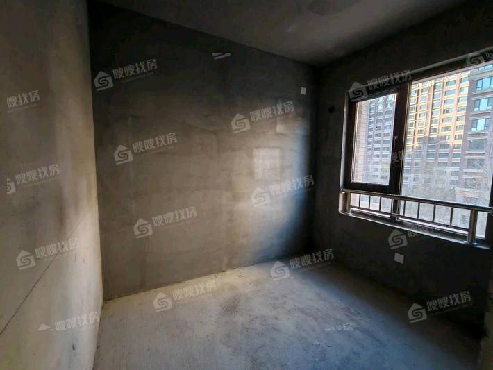 天成和悦名著西区4室2厅2卫152㎡