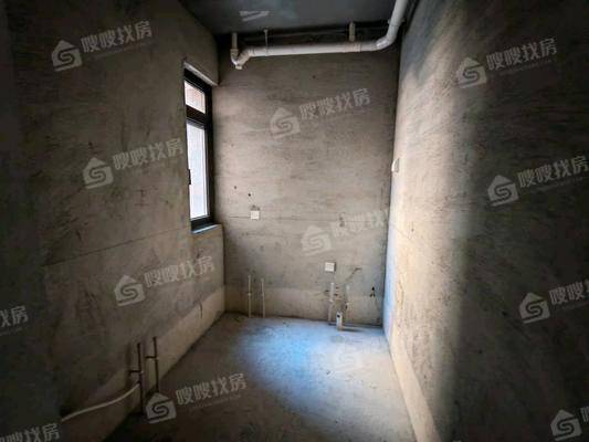 天成和悦名著西区4室2厅2卫152㎡