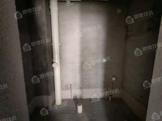 天成和悦名著西区4室2厅2卫152㎡
