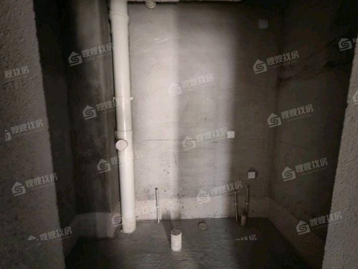 天成和悦名著西区4室2厅2卫152㎡