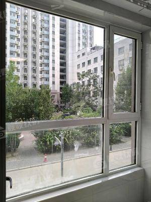 阳光国际3室2厅1卫90㎡