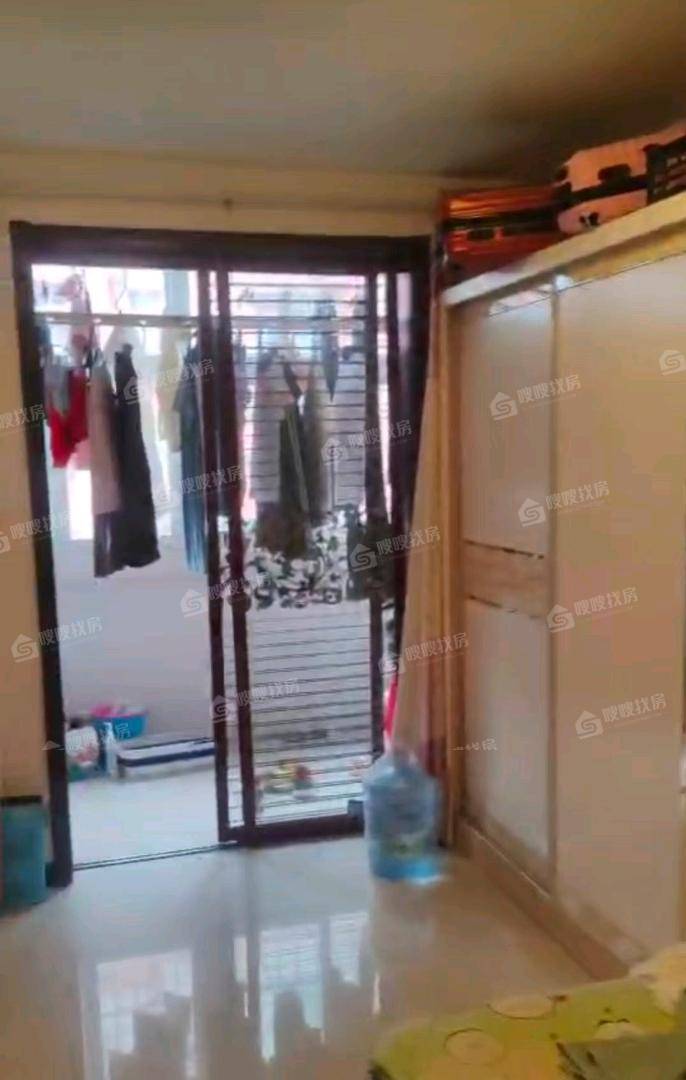幸福里3室2厅1卫125㎡