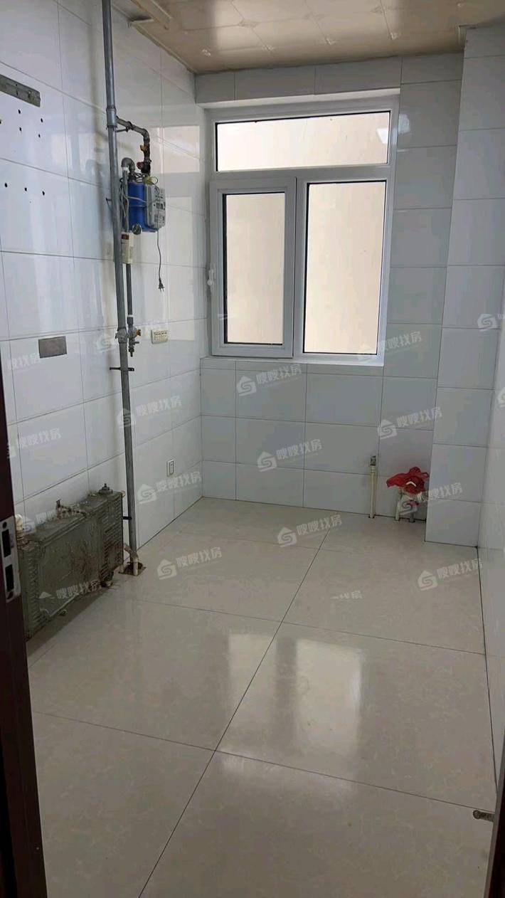 众和凤凰城3室2厅1卫94㎡
