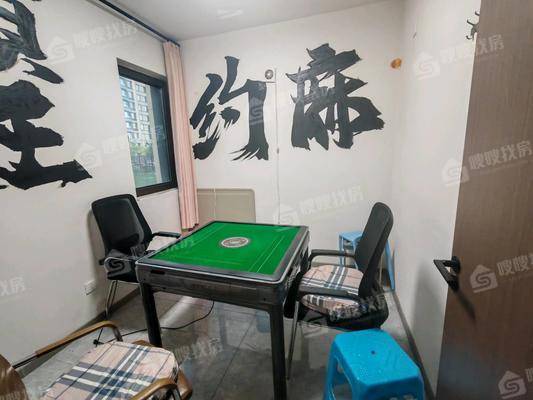 泽信云尚3室2厅1卫105㎡
