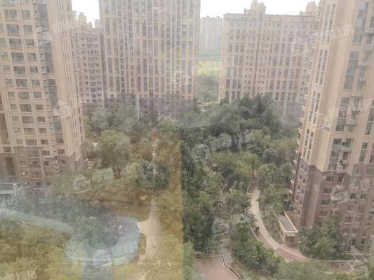 天成郡府西区3室2厅2卫139㎡