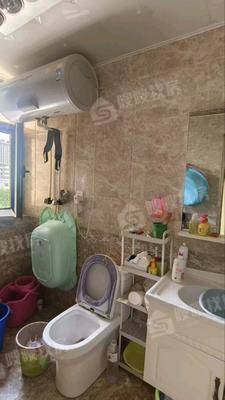 宏宇城（A区）3室2厅2卫134㎡