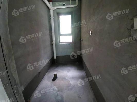 荣盛锦绣学府3室2厅2卫132㎡