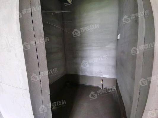 荣盛锦绣学府3室2厅2卫132㎡