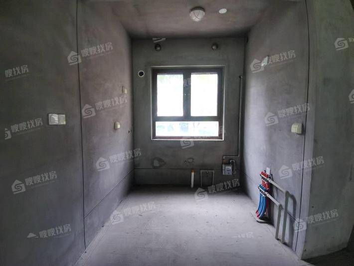 荣盛锦绣学府3室2厅2卫132㎡