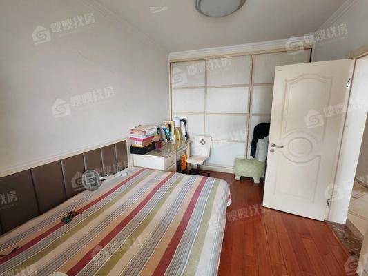 颐和文园西院3室2厅2卫136㎡