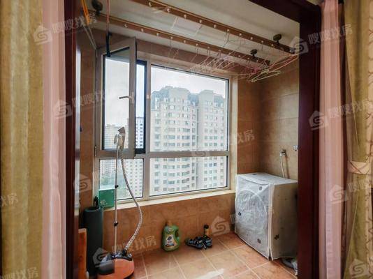 天成明月洲东区4室2厅2卫139㎡