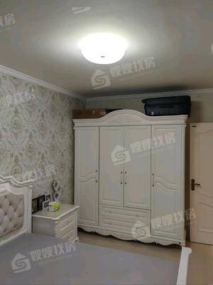 皇家壹里（B区）3室2厅2卫138㎡