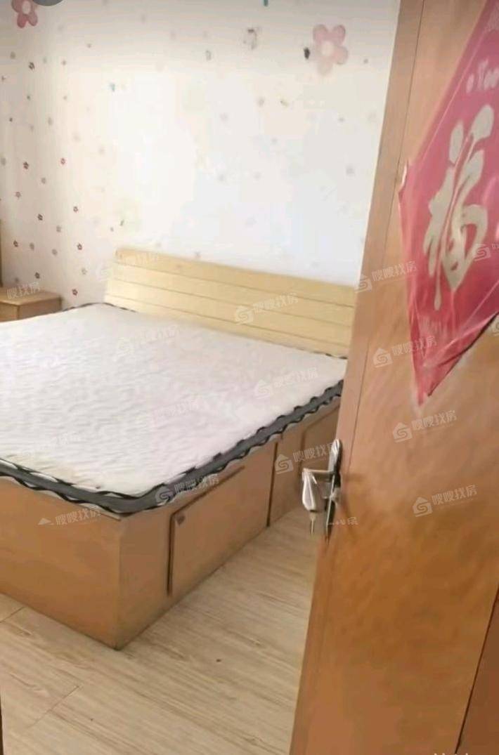 保险公司宿舍（水月寺）3室2厅2卫130㎡
