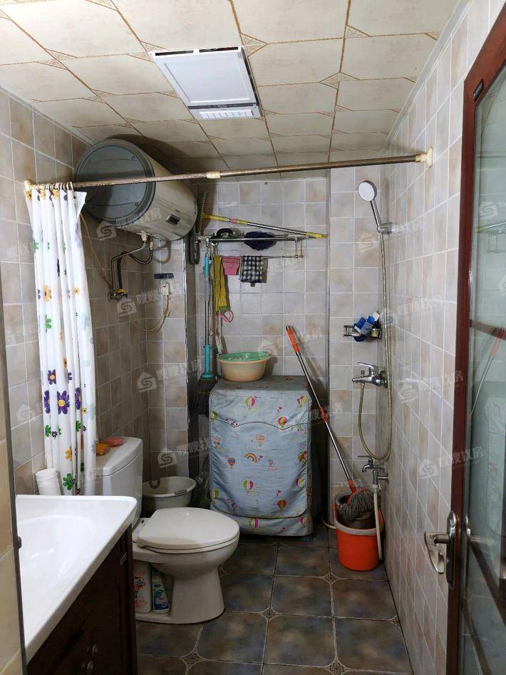 塞纳左岸3室2厅1卫118㎡