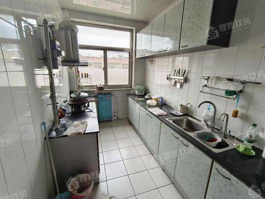 建设小区3室2厅1卫122㎡