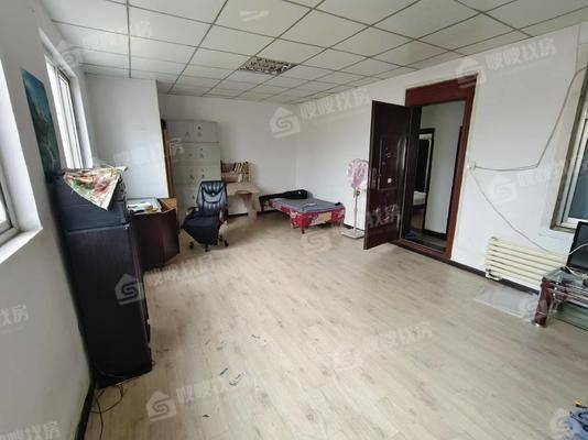 建设小区3室2厅1卫122㎡