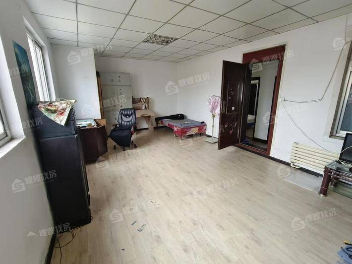 建设小区3室2厅1卫122㎡