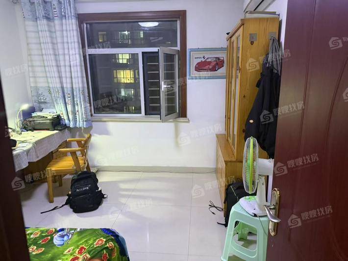 孔雀城B区3室2厅1卫108㎡