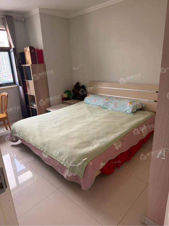 宏宇城（B区）3室2厅1卫118㎡