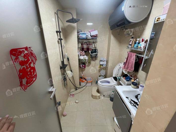 凤凰城（C区）3室2厅2卫139㎡