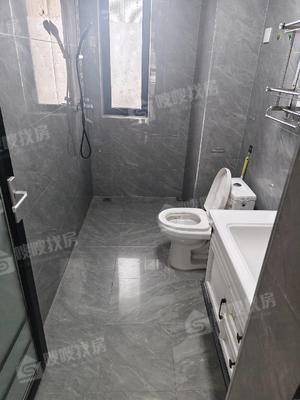 石榴玉兰湾3室2厅2卫117㎡