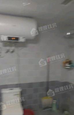 弘仁里3室2厅2卫66㎡
