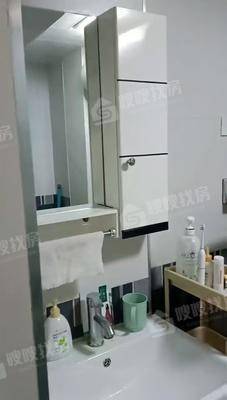 弘仁里3室2厅2卫81㎡