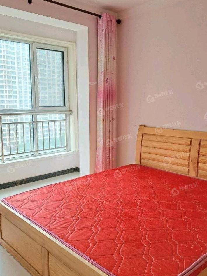 天成郡府西区3室2厅2卫120㎡