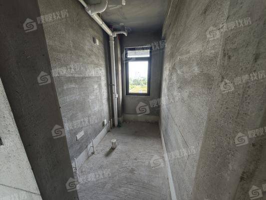 天成观澜一期4室2厅2卫151㎡