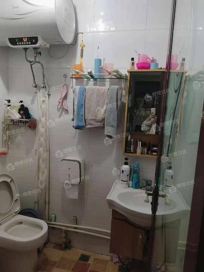 天成郡府南区2室2厅1卫78㎡
