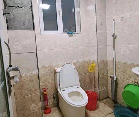 凤凰城（C区）3室2厅2卫139㎡
