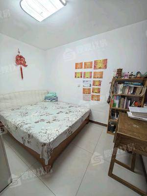 万泰丽景西区2室2厅1卫85㎡