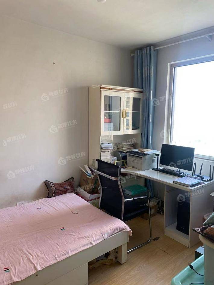 万泰丽景西区3室2厅1卫131㎡