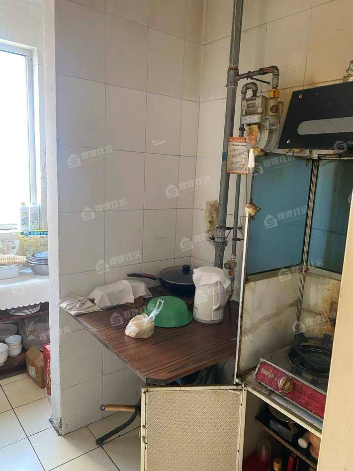 万泰丽景西区3室2厅1卫131㎡