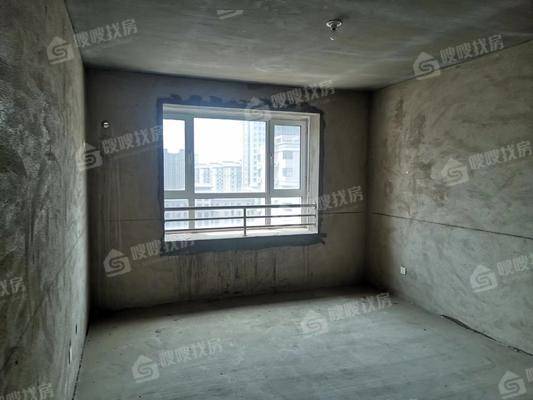 凤凰城（C区）4室2厅2卫159㎡