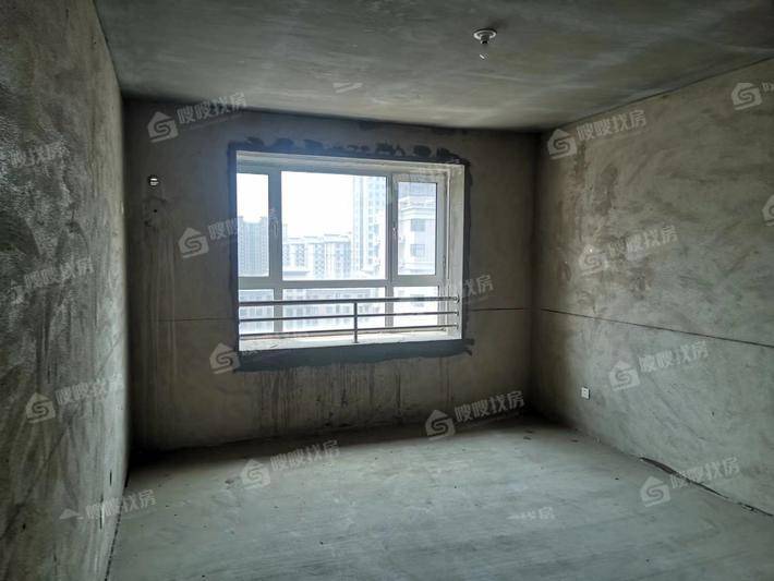 凤凰城（C区）4室2厅2卫159㎡
