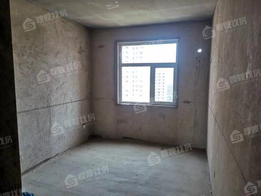 凤凰城（C区）4室2厅2卫159㎡