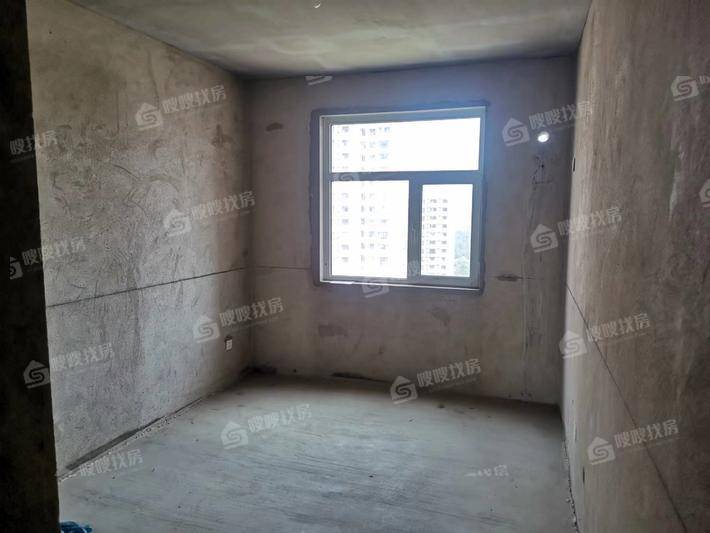 凤凰城（C区）4室2厅2卫159㎡