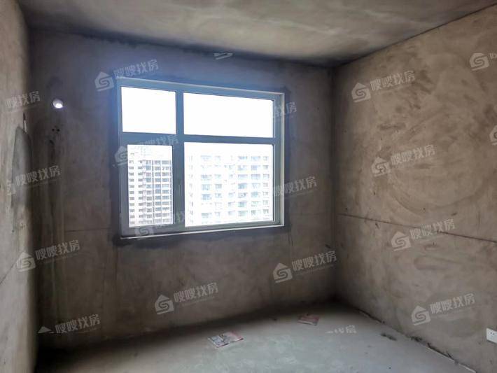 凤凰城（C区）4室2厅2卫159㎡