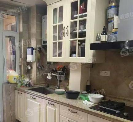 天成郡府东区3室1厅1卫142㎡